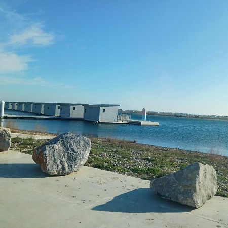 Le Clin D'Oeil Sur Le Port. Apartment Gruissan Exterior photo